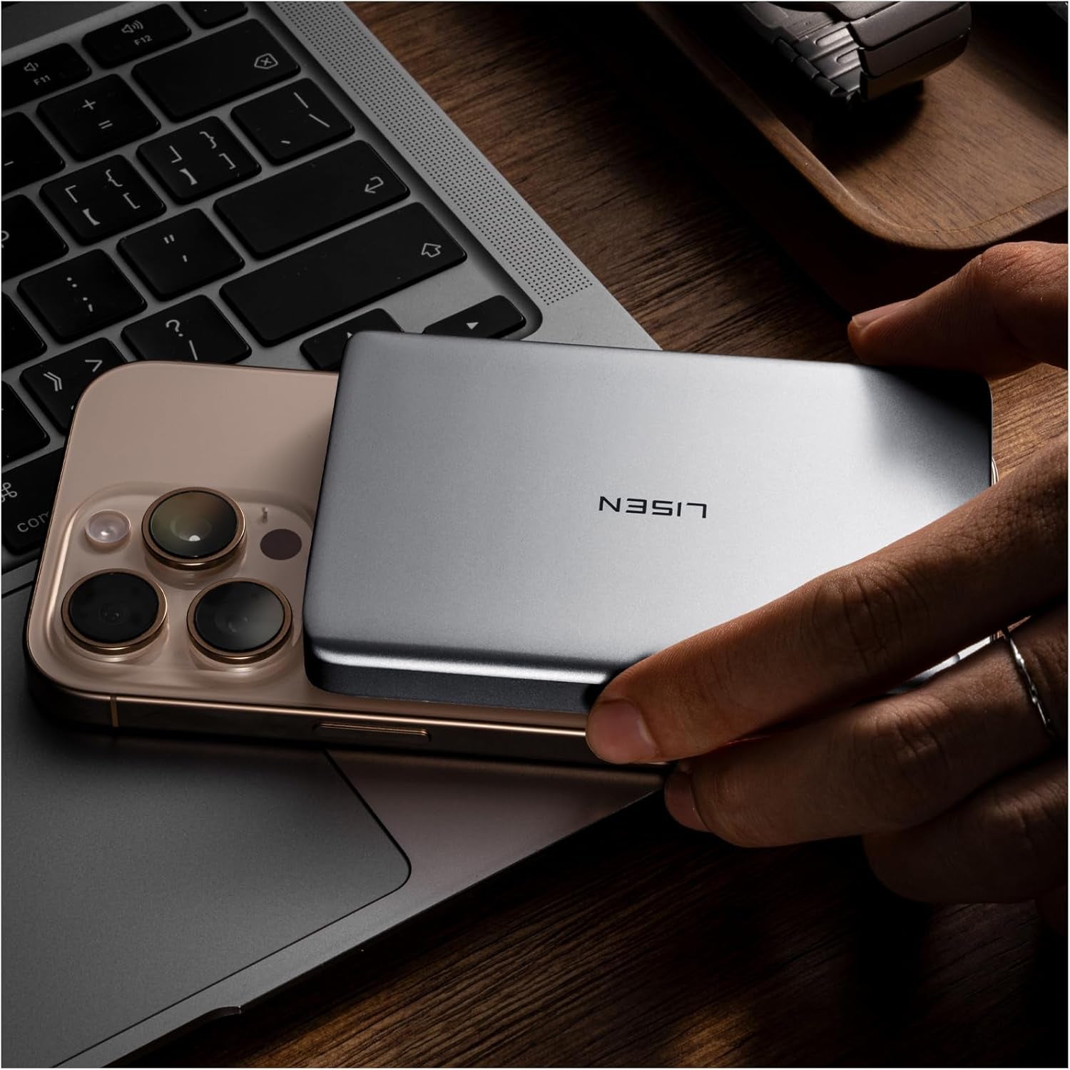 LISEN 10000mAh Slim MagSafe Power Bank